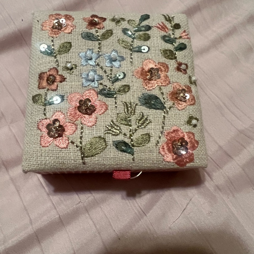 Embroidered Floral jewelry box Cream with Pink Flowers